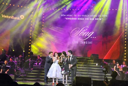 Lắng đọng những “Khoảnh khắc vô giá 2016”