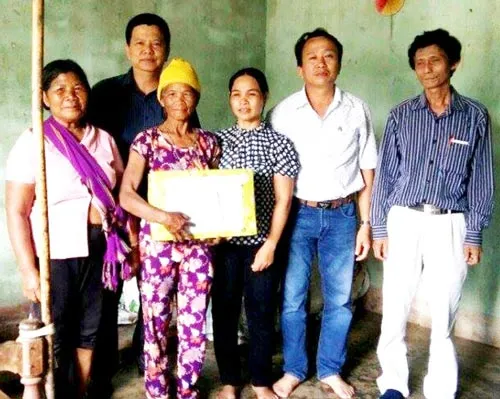 Kon Tum: Tặng quà cho hơn 6.000 đối tượng chính sách, người có công