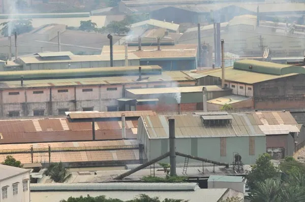 Đẩy nhanh tiến độ di dời các cơ sở gây ô nhiễm tại quận 12