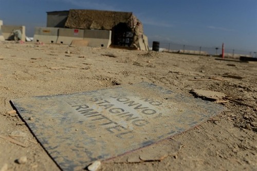 The powerful bombing occurred close to the US-run Bagram air base north of Kabul. — AFP/VNA Photo
