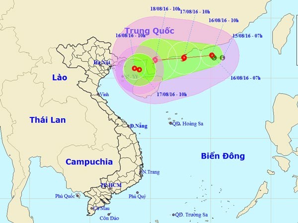 Position and direction of two tropical low pressures on East Sea. (Photo: National Hydrology Meteorology Forecast Center)