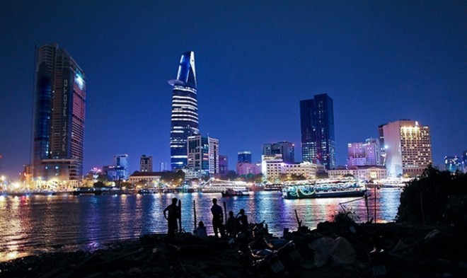 Ho Chi Minh City at night (Photo: phapluatplus.com)