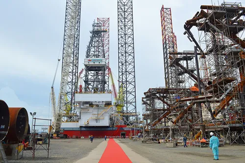 Trên những giàn khoan “triệu đô”