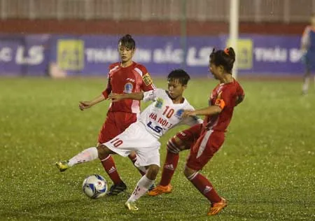 Hà Nội 1 trở lại ngôi đầu ảnh 1