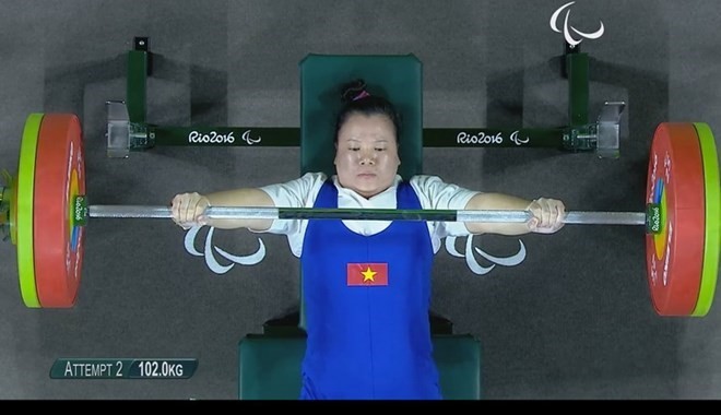 Powerlifter Dang Thi Linh Phuong (Source: VNA)