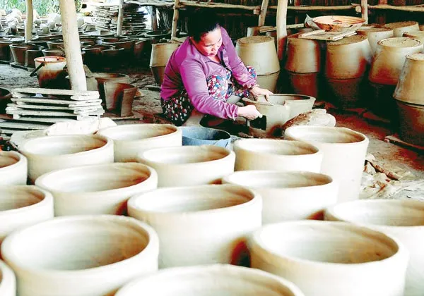 Làng nghề nắn nồi đất Nam bộ