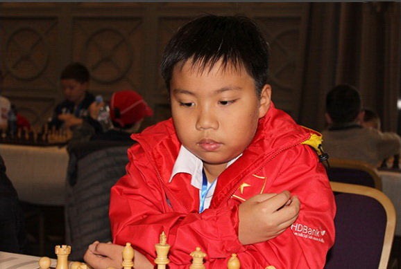 Vietnamese young chess player Nguyen Quoc Hy.