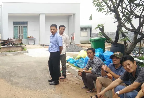 Tìm thấy thi thể bé trai bị nước mưa cuốn xuống cống
