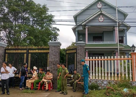 Bắt nghi phạm giết vợ con Trưởng ban dân vận huyện Châu Đức