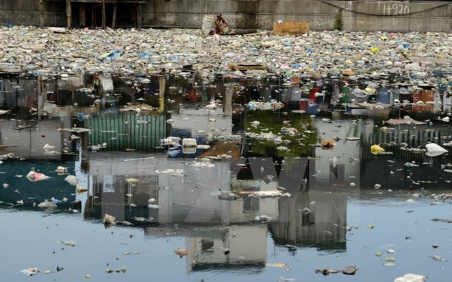 A polluted river in Manila (Photo: AFP/VNA)