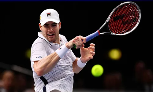 Cuối cùng, Isner cũng vượt qua Karlovic ảnh 1