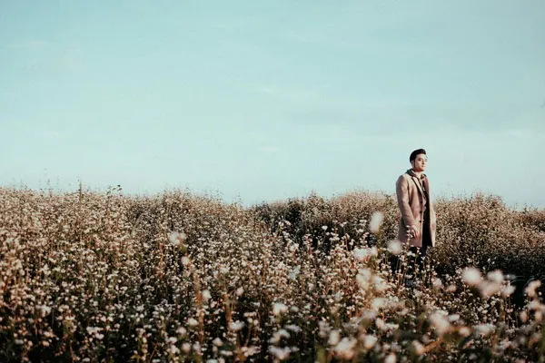 Quang Vinh chọn thời khắc “8 số 1” để ra mắt MV “Điều buồn tênh”