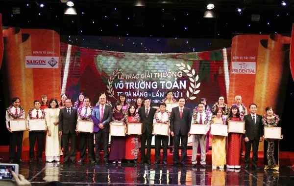 Lễ trao giải thưởng Võ Trường Toản năm 2016