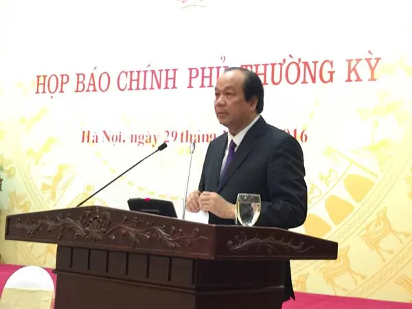 Không dừng xe đang lưu thông để xử phạt xe không chính chủ