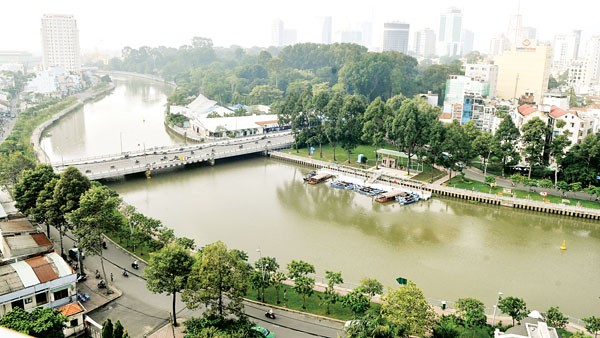 Nhieu Loc-Thi Nghe Canal has been cleaned up, contributing in improving the living environment for HCMC citizens (Photo: SGGP)