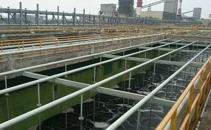 The wastewater treatment system of Formosa steel company who must complete waste treatment items to resume production. The company released untreated wastewater devastating central region sea early this year (File Photo: SGGP)