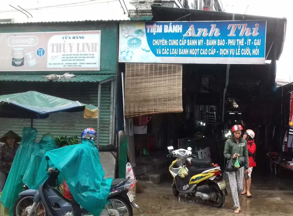 Vụ nhiều người ngộ độc sau khi ăn bánh mỳ:  Phát hiện 7/11 mẫu vật phẩm bị nhiễm khuẩn