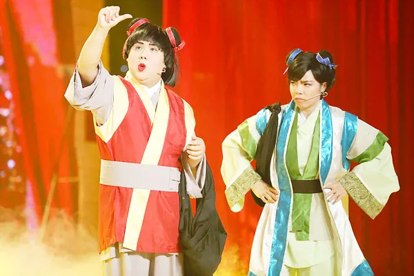 Showbiz Việt 2016 - Một năm sóng gió