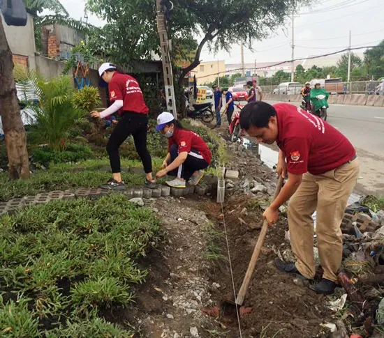 Người trẻ tập sống vì cộng đồng