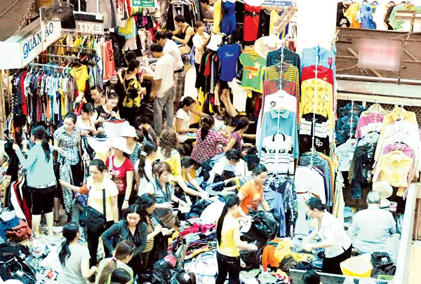 Gần tết, lo cháy chợ