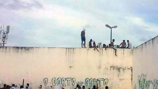 Băng đảng ma túy lại bạo loạn thảm sát trong nhà tù Brazil