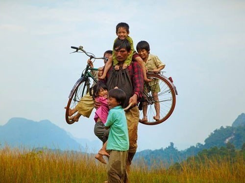 A photo of the film Father and Son. (Source: xemphim8.com)