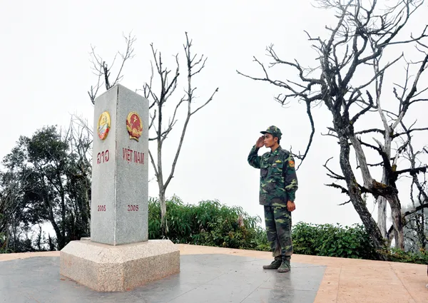 Đến cùng trời Tây Bắc