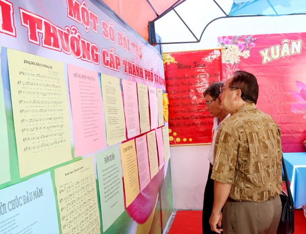 Đặc sắc ngày thơ Việt Nam tại TPHCM ảnh 5