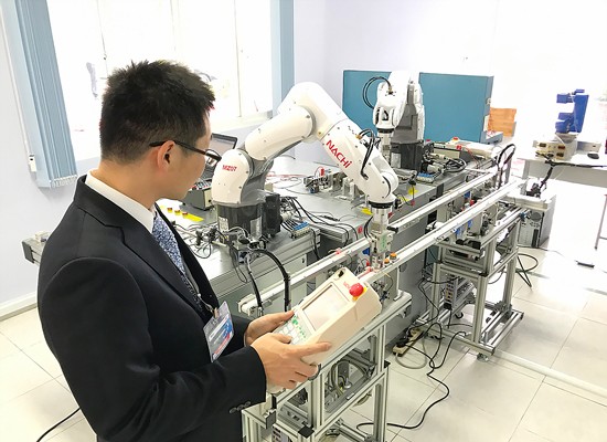 A Japanese expert from Toyooka Company test operation of the factory (Photo: SGGP)