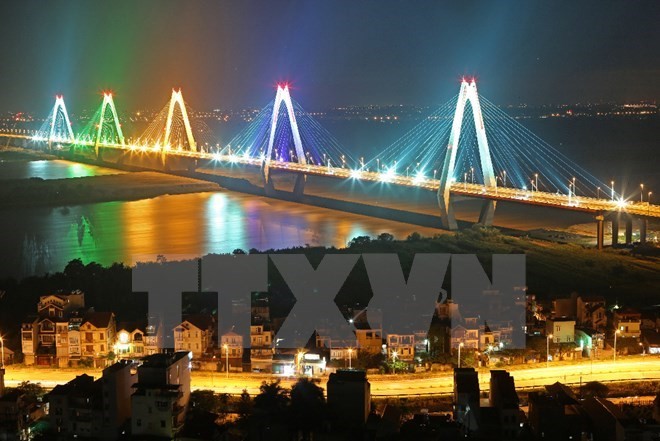The Nhat Tan bridge, a symbol of Vietnam-Japan cooperation (Photo: VNA)