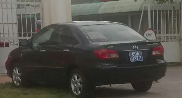 Cà Mau: Chủ tịch huyện nhận sai khi đi học bằng xe công ảnh 1