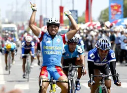 Mai Công Hiếu độc diễn trên những con đèo ảnh 1