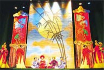 Vietnamese Traditional Theatrical Arts Should Entertain Tourists ảnh 1