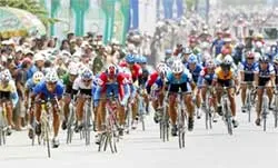 Đỗ Tuấn Anh tiếp tục tiến xa ảnh 1