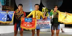 Chặng 19 (ngày 30-4): Bảo Lộc – TPHCM (158 km): Lê Nguyễn Thành Nhân (Bvtv An Giang) đoạt áo vàng chung cuộc ảnh 1