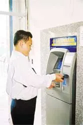 Triển khai dịch vụ ngân hàng tiện ích