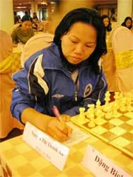 Nguyễn Thị Thanh An (TPHCM) và Đào Thiện Hải (Đồng Tháp) đoạt HCV cờ nhanh ảnh 1