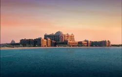 "Khách sạn cung điện" có giá trị kỷ lục thế giới 3 tỷ euro