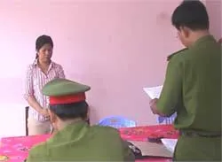 Bài 2: Cạm bẫy xứ người
