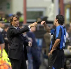 Massimo Moratti tiếp tục tin dùng HLV Mancini ảnh 1