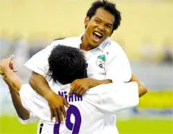 Gỗ tính chuyện vô địch ảnh 1