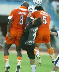 Thử thách cho nhóm cuối bảng ảnh 1