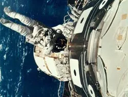 Malaysia đưa người lên trạm ISS