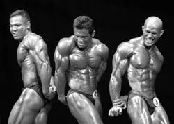 Lực sĩ giáp trí dũng giành “cú đúp” ảnh 1