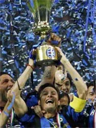 Tại sao HLV Pekerman loại Zanetti ? ảnh 1