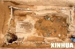 Phát hiện 11 ngôi mộ cổ 2.200 năm