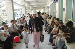 Thời tiết thất thường trẻ dễ bị bệnh