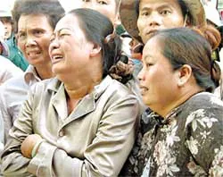 Nước mắt thấm bến Sông Hàn ảnh 2