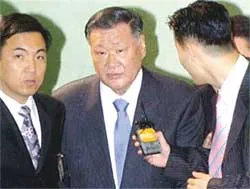 Chaebol Hàn Quốc giữ hay bỏ?