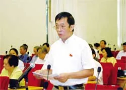 Sổ hộ khẩu có còn cần thiết?